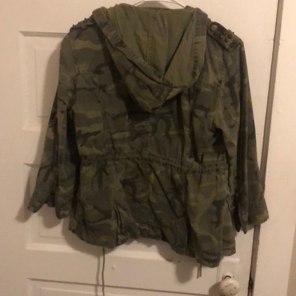 Forever 21 camp jacket - Picture 4 of 4